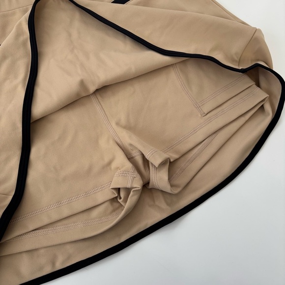 WeWoreWhat Beige High Rise Mini Skort Size Small, New with Tags! NWT - Picture 6 of 10